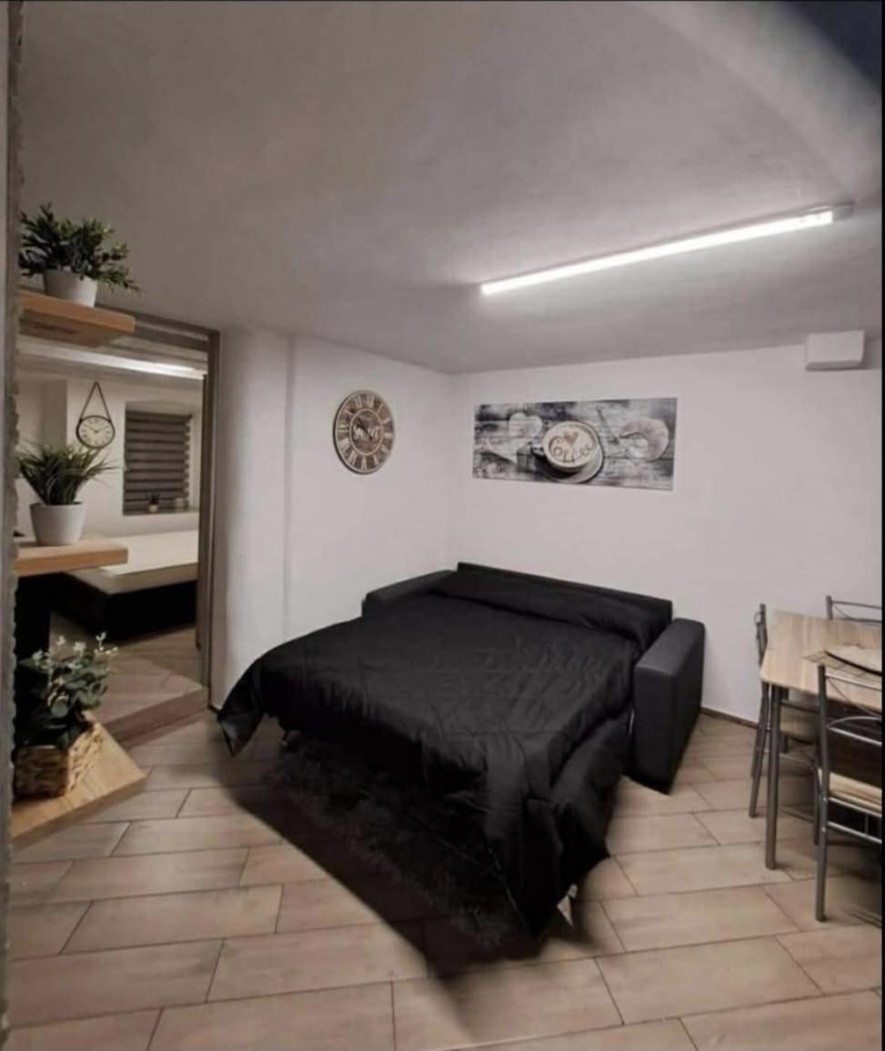 Appartamento Casa Jasmina Mezzano Esterno foto